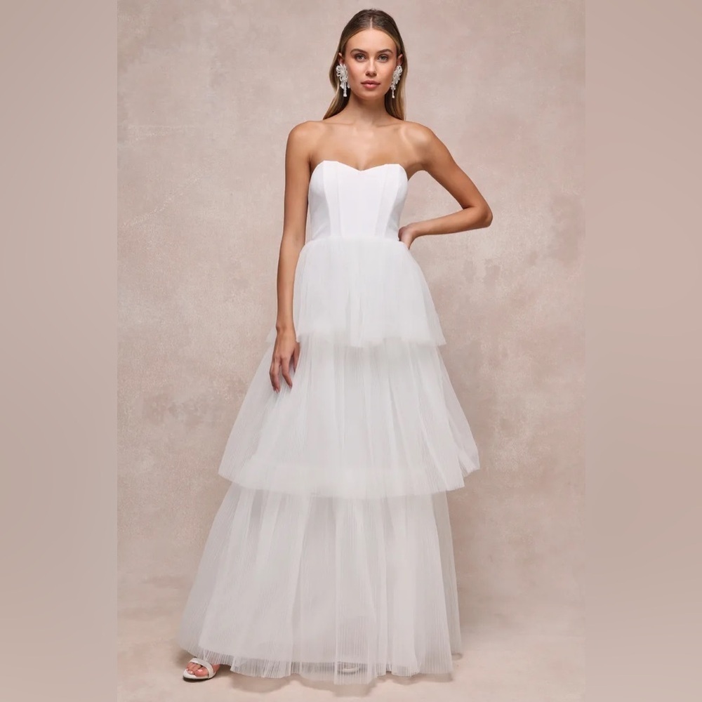 Lulus Exquisite Enchantment White Tulle Tiered Strapless Maxi Dress